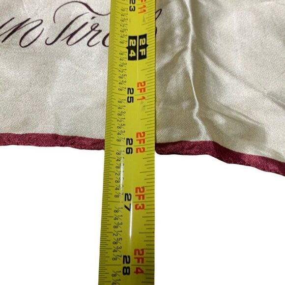 Rose Printed Silk Scarf Rosen In Tirol Bouquet Red Roses 26" Square Victorian - Picture 5 of 5